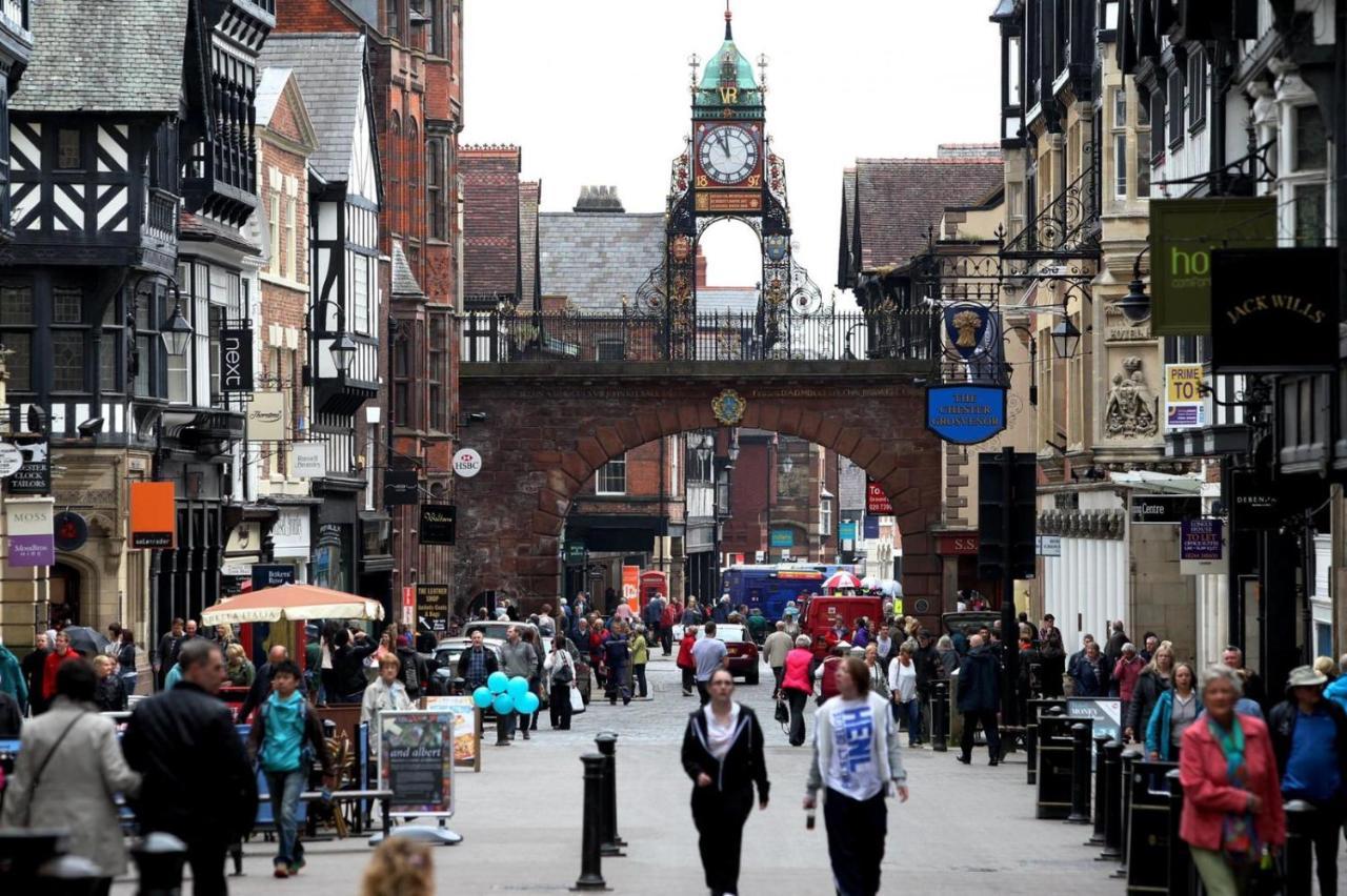 Beautiful Apartment On The Historic Rows Chester Luaran gambar