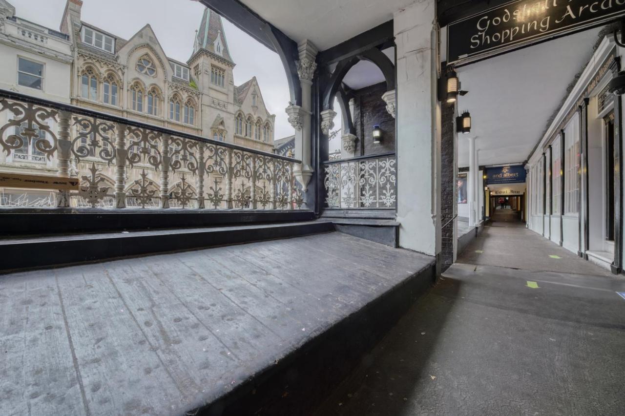 Beautiful Apartment On The Historic Rows Chester Luaran gambar